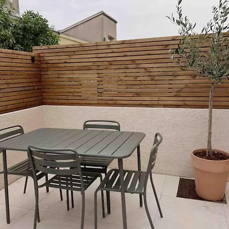 La Grande Jane Petite Bord De Apartamento *