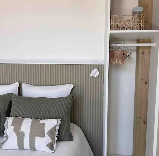 La Grande Jane Petite Bord De