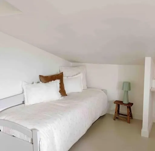 La Grande Jane Petite Bord De