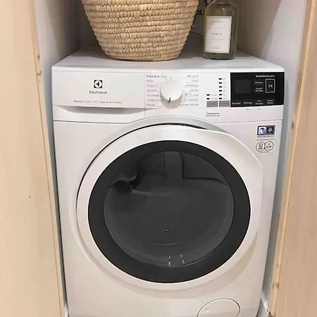 La Grande Jane Petite Bord De Lägenhet